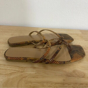 Banana Republic Croc Snake Leather Strappy Flat Sandals Brown 7